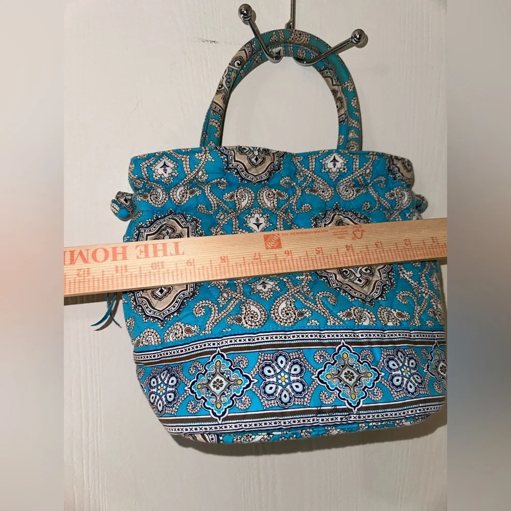 Vera Bradley Bag color is more green than blue